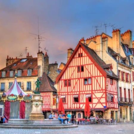 Le Jade : Au Coeur Du Centre Historique Dijon Exterior foto